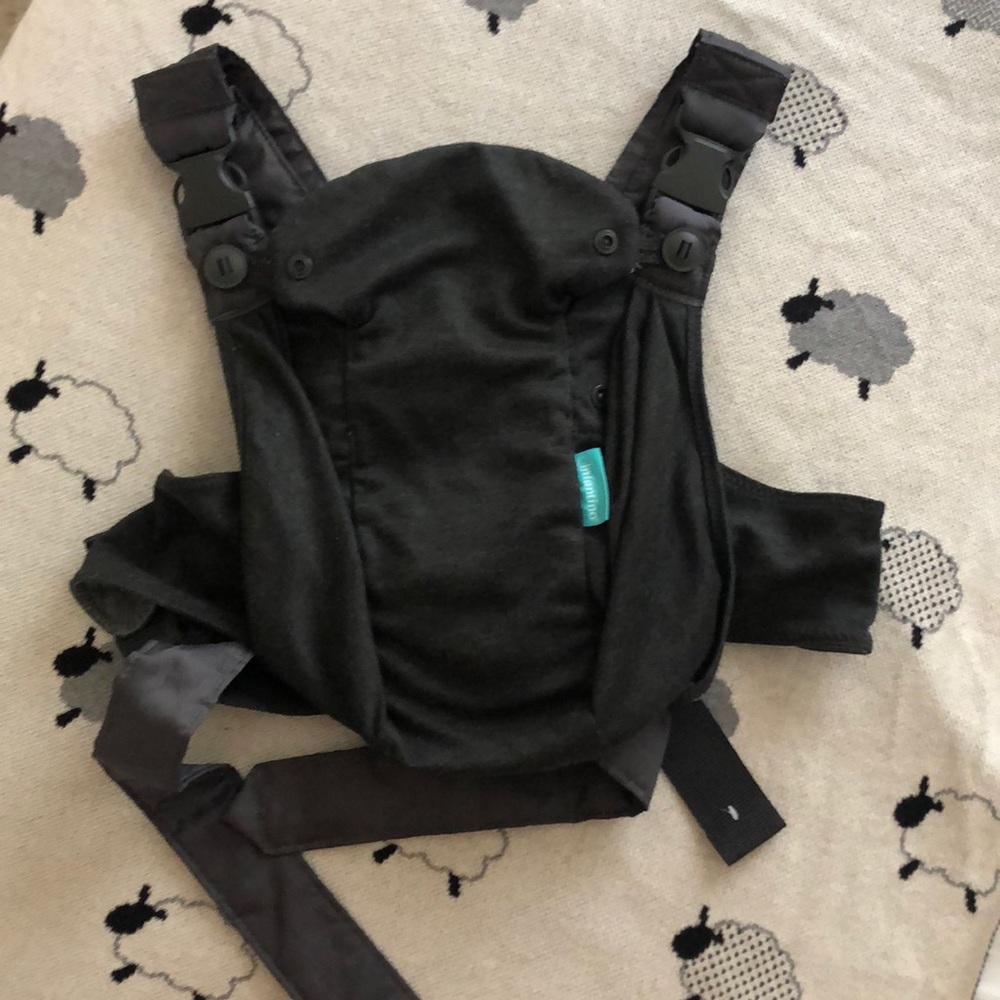 Infantino Newborn Carrier